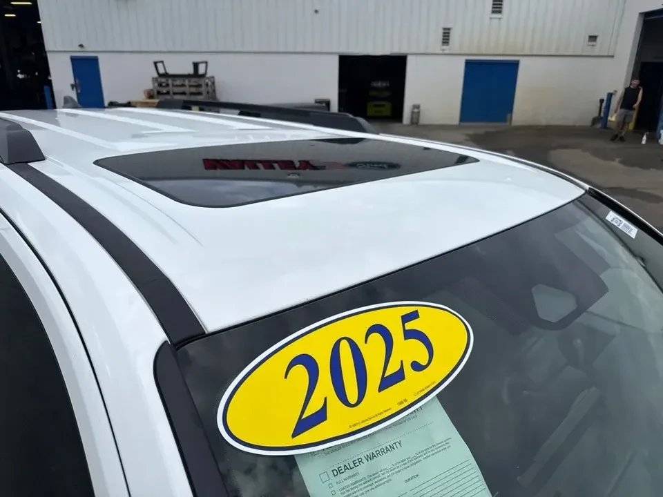 2025 Toyota 4Runner 6th Gen - Image 2 of 13