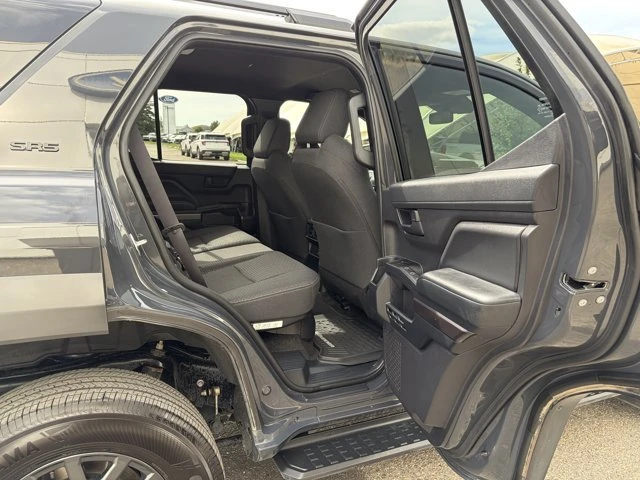 2025 Toyota 4Runner 6th Gen - Image 12 of 16