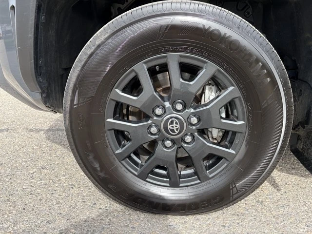 2025 Toyota 4Runner 6th Gen - Image 8 of 16