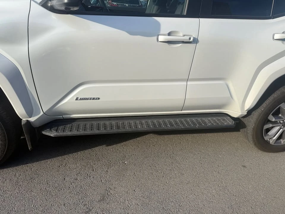 2025 Toyota 4Runner 6th Gen - Image 5 of 9