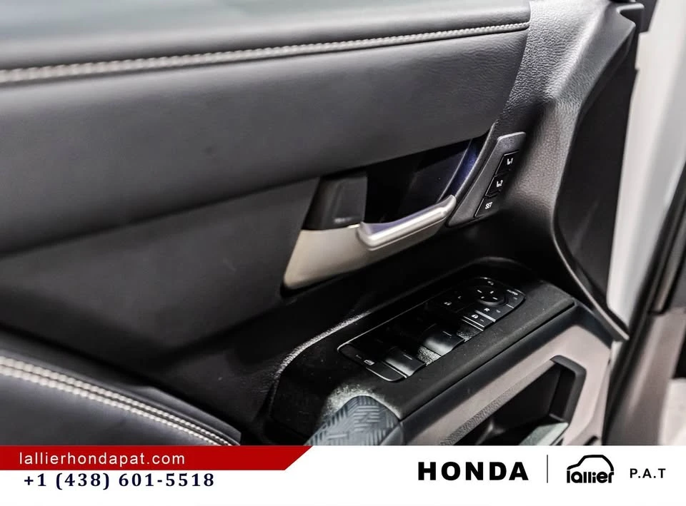 2025 Toyota 4Runner 6th Gen - Image 11 of 20