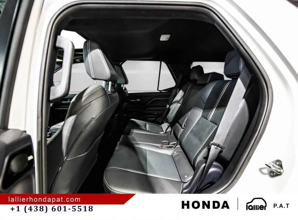 2025 Toyota 4Runner 6th Gen - Image 13 of 20