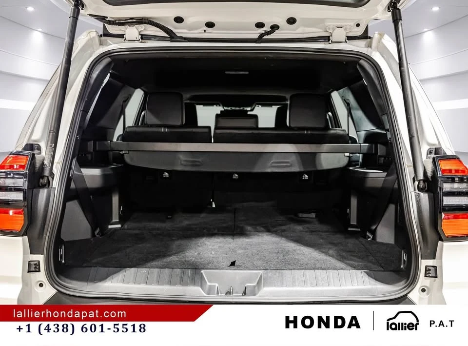 2025 Toyota 4Runner 6th Gen - Image 16 of 20