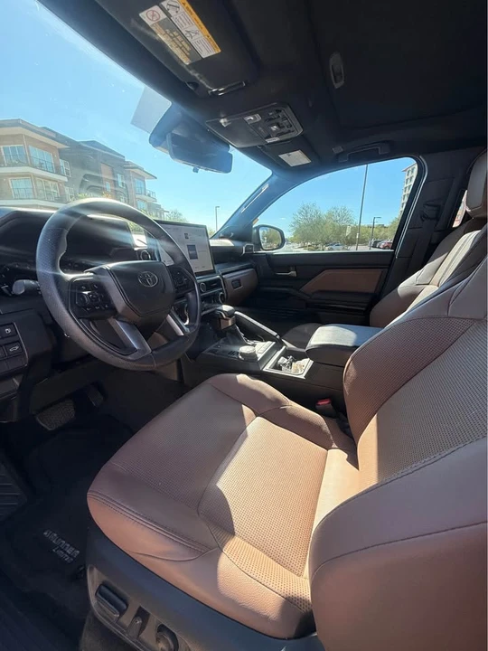 2025 Toyota 4Runner 6th Gen - Image 5 of 12