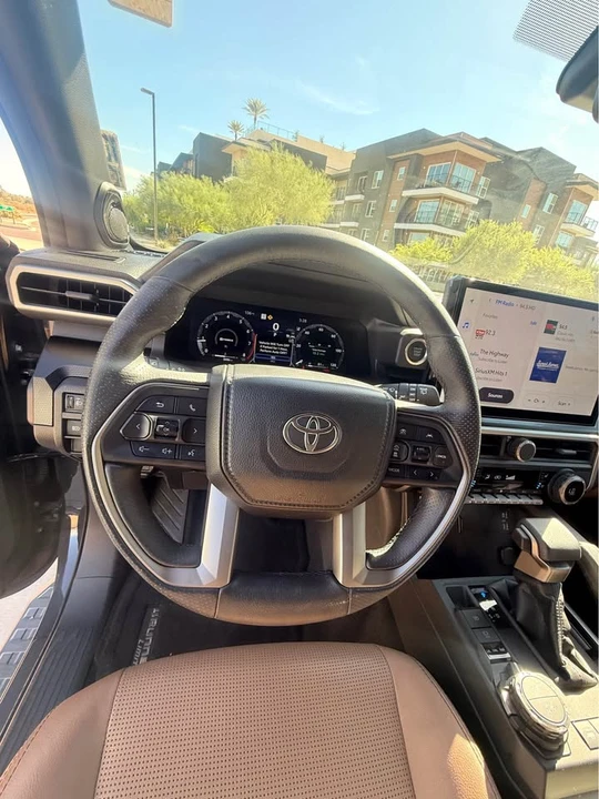 2025 Toyota 4Runner 6th Gen - Image 11 of 12