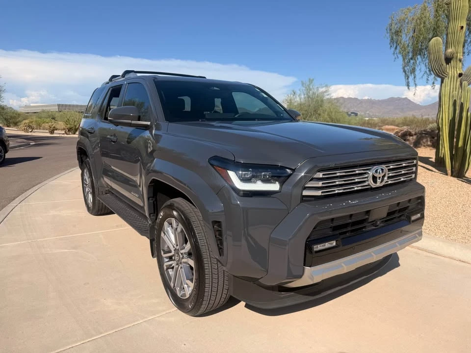 2025 Toyota 4Runner 6th Gen - Image 4 of 12