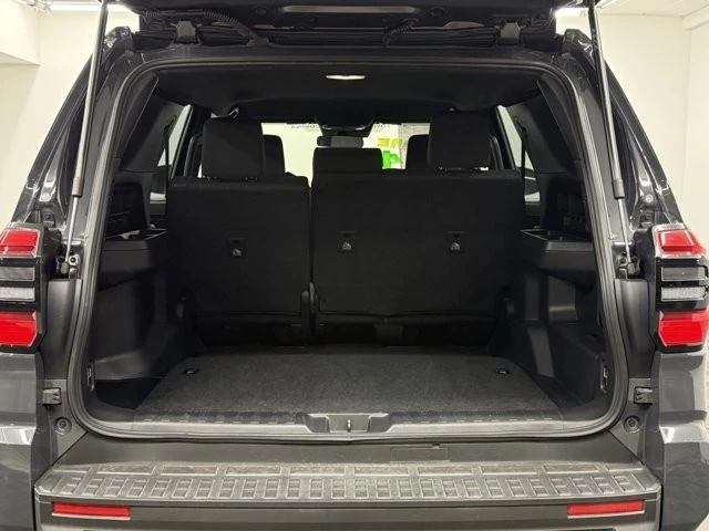 2025 Toyota 4Runner 6th Gen - Image 11 of 12