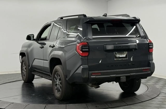2025 Toyota 4Runner 6th Gen - Image 10 of 12