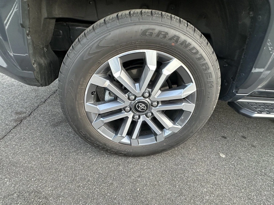 2025 Toyota 4Runner 6th Gen - Image 6 of 12