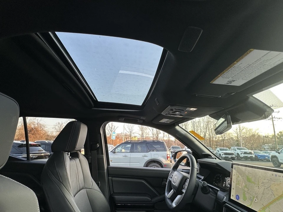 2025 Toyota 4Runner 6th Gen - Image 12 of 12