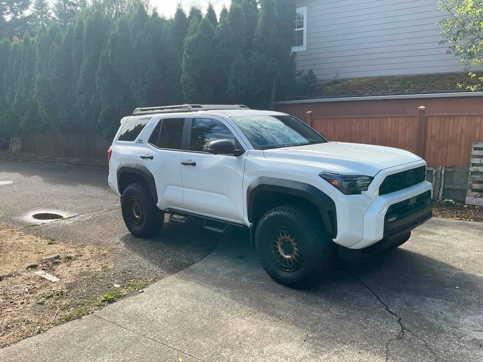2025 Toyota 4Runner 6th Gen - Image 2 of 3