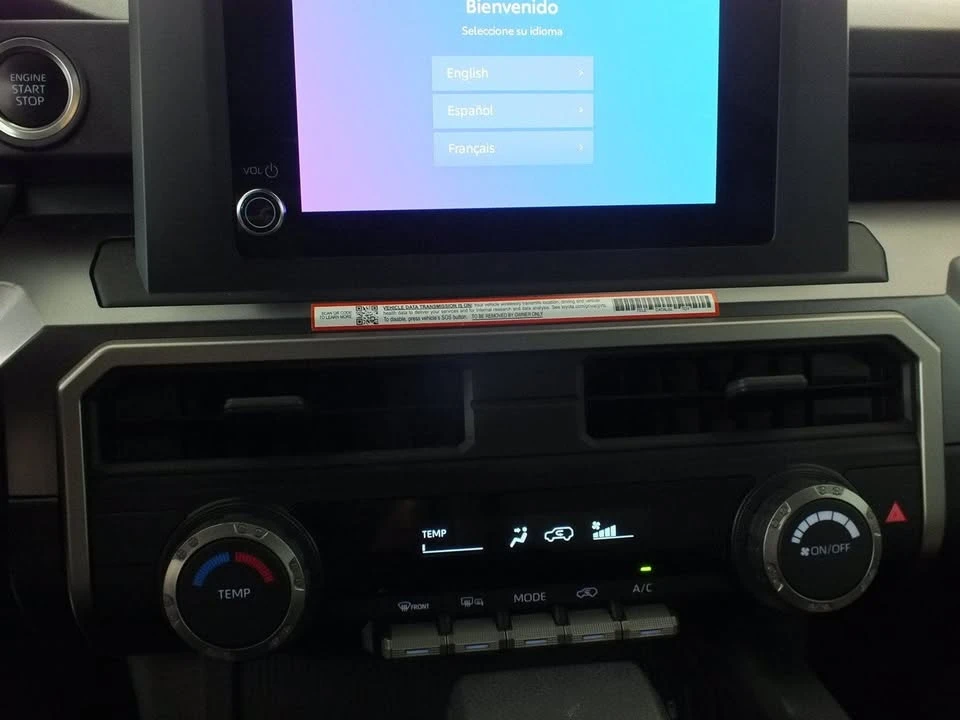 2025 Toyota 4Runner 6th Gen - Image 15 of 20