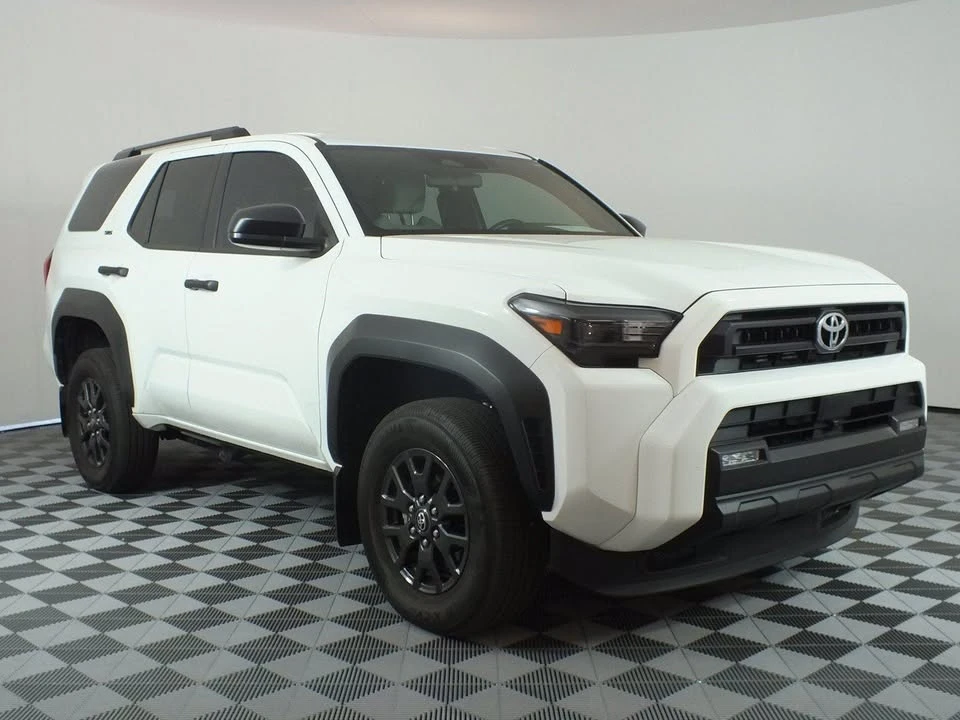 2025 Toyota 4Runner 6th Gen - Image 8 of 20