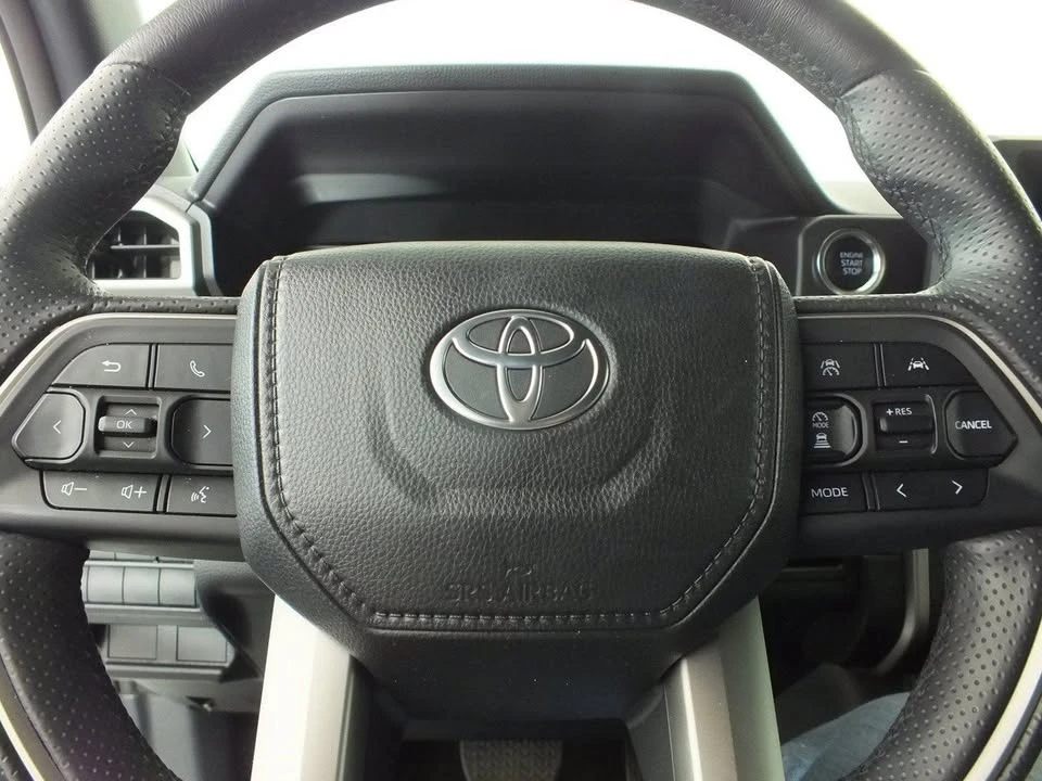2025 Toyota 4Runner 6th Gen - Image 12 of 20