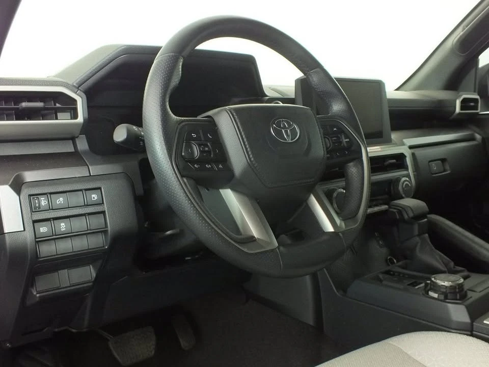 2025 Toyota 4Runner 6th Gen - Image 11 of 20
