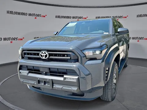 2025 Toyota 4Runner SR5 4WD