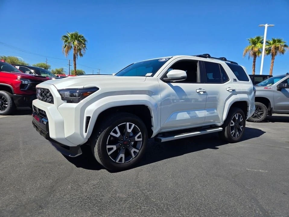 2025 Toyota 4Runner 6th Gen - Image 2 of 20