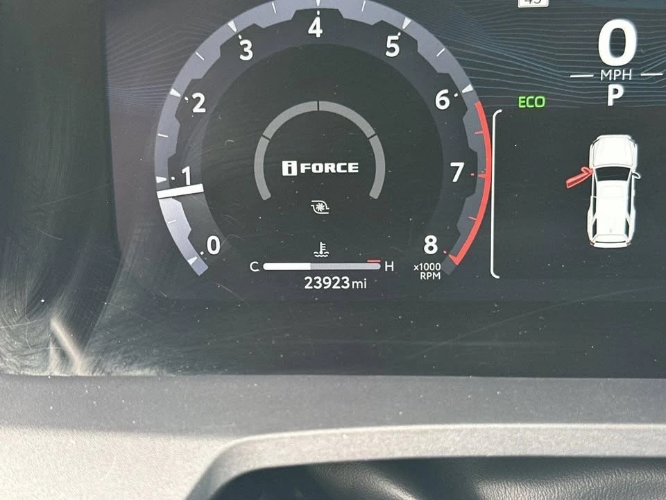 2025 Toyota 4Runner 6th Gen - Image 14 of 20
