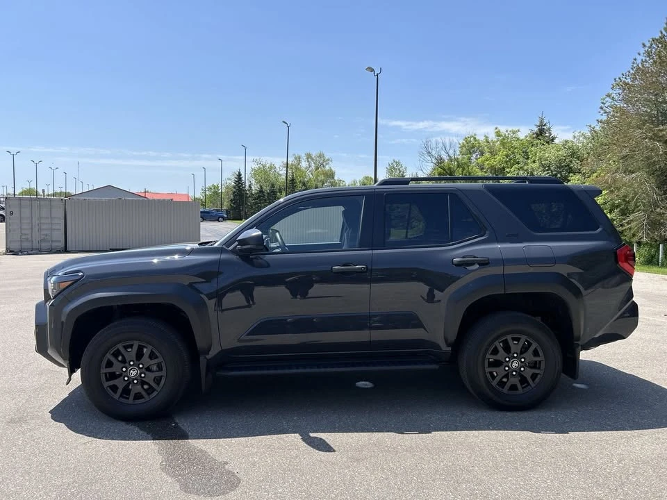 2025 Toyota 4Runner 6th Gen - Image 10 of 20