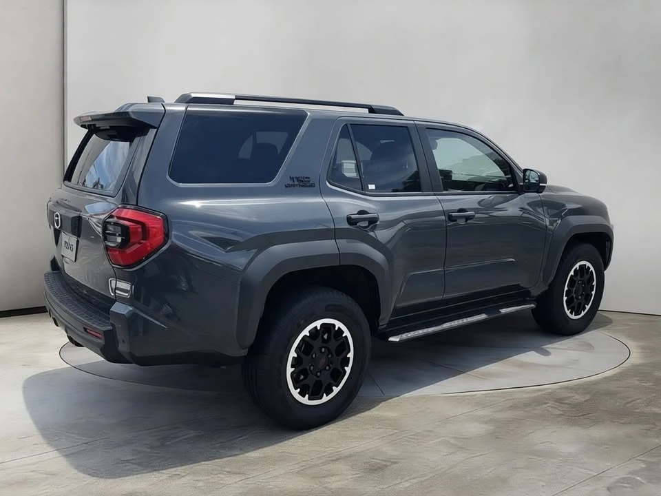 2025 Toyota 4Runner 6th Gen - Image 5 of 20
