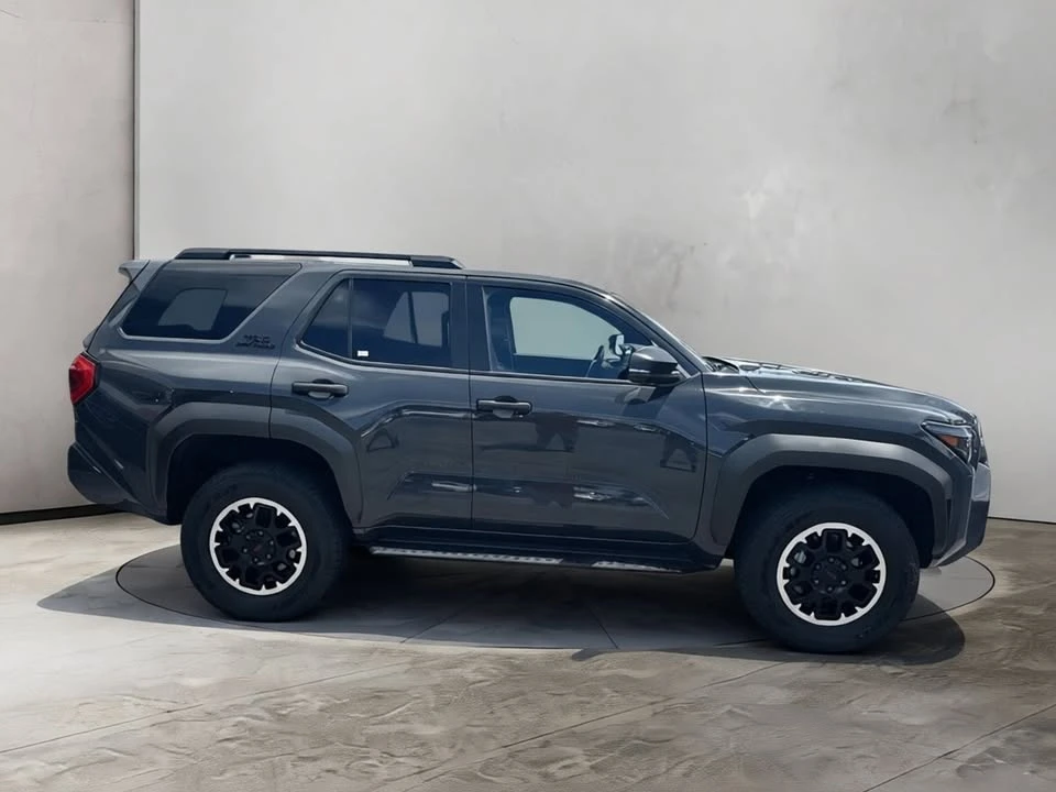 2025 Toyota 4Runner 6th Gen - Image 4 of 20