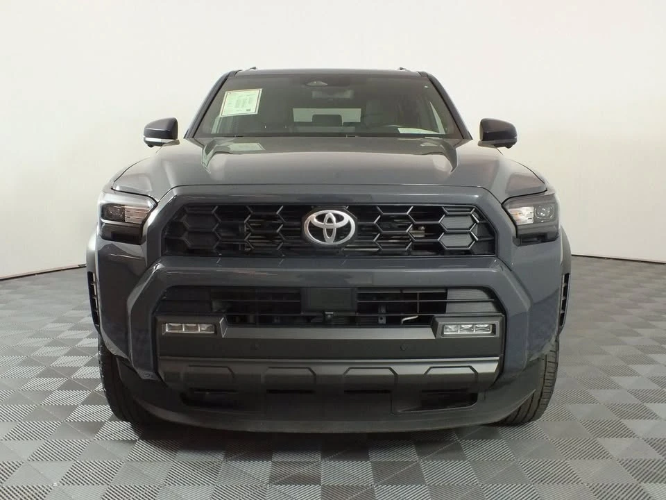 2025 Toyota 4Runner 6th Gen - Image 9 of 20