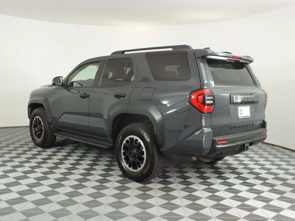 2025 Toyota 4Runner 6th Gen - Image 4 of 20