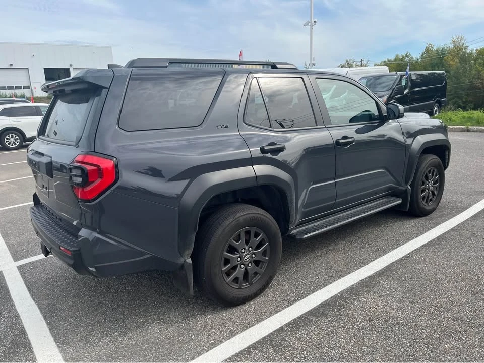2025 Toyota 4Runner 6th Gen - Image 2 of 9