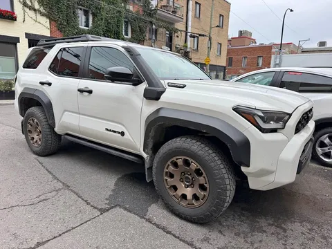 2025 Toyota 4Runner Trailhunter