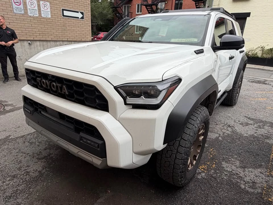 2025 Toyota 4Runner 6th Gen - Image 6 of 11