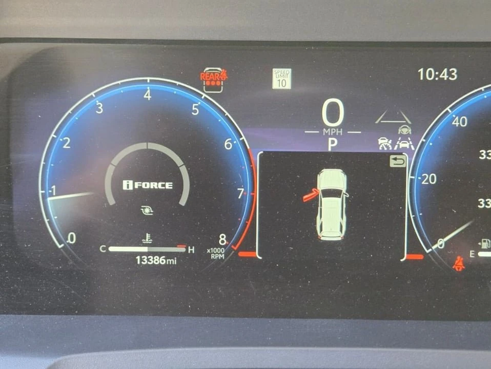 2025 Toyota 4Runner 6th Gen - Image 18 of 20