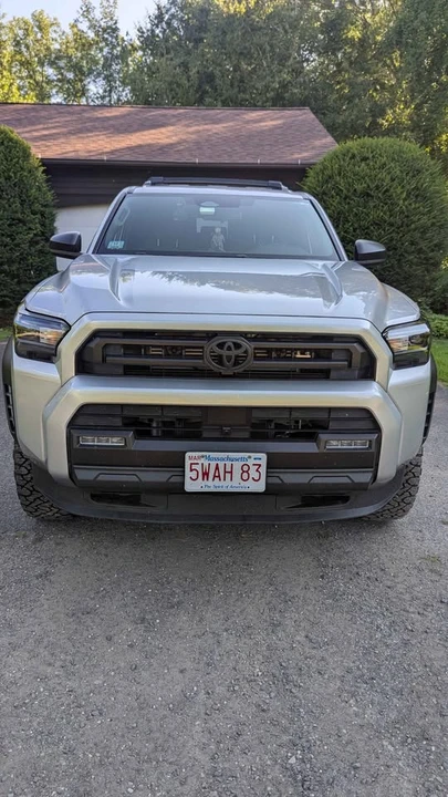 2025 Toyota 4Runner 6th Gen - Image 3 of 16
