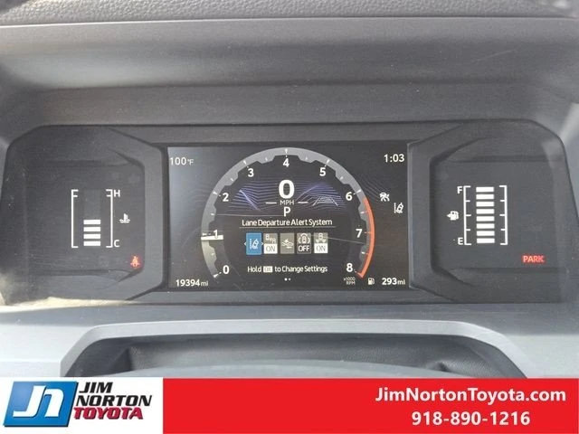 2025 Toyota 4Runner 6th Gen - Image 15 of 20