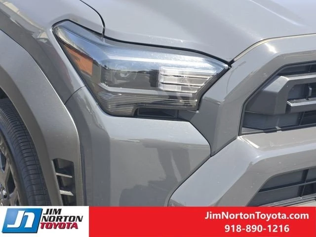 2025 Toyota 4Runner 6th Gen - Image 7 of 20