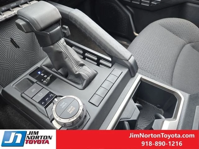 2025 Toyota 4Runner 6th Gen - Image 19 of 20