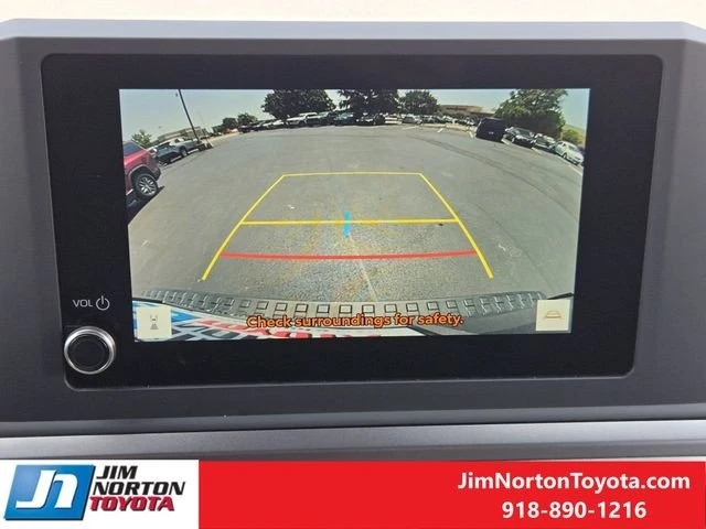 2025 Toyota 4Runner 6th Gen - Image 17 of 20