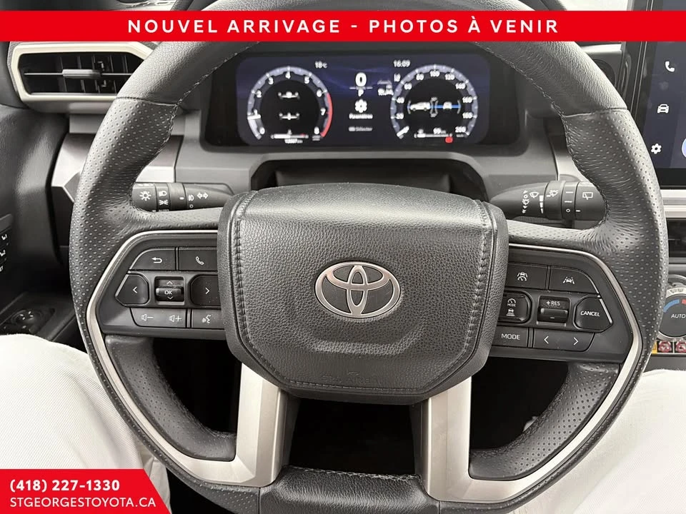 2025 Toyota 4Runner 6th Gen - Image 4 of 17
