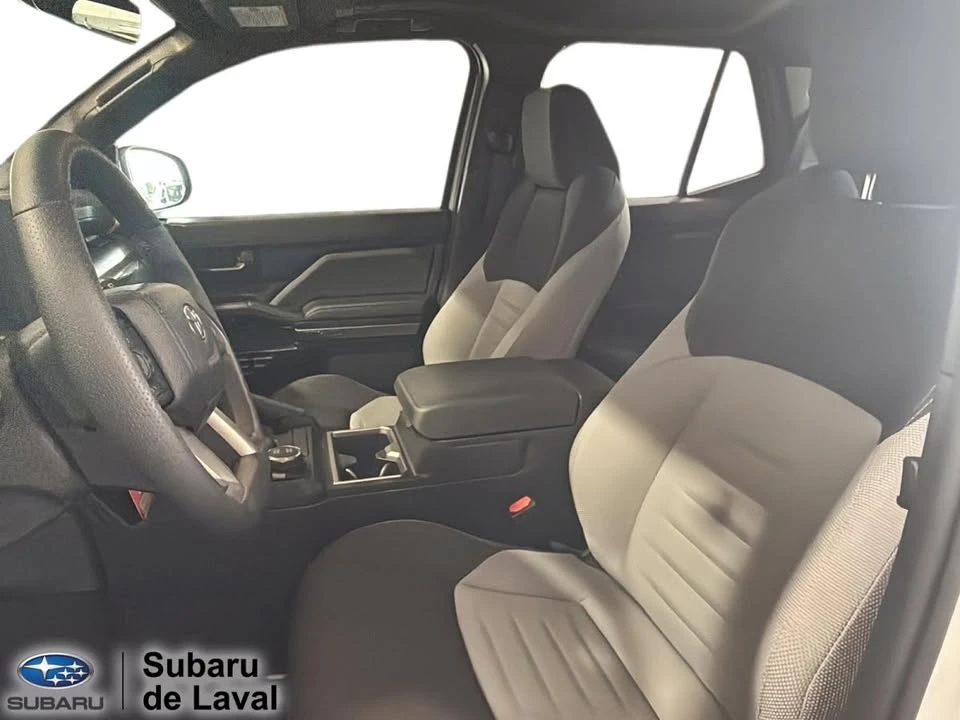2025 Toyota 4Runner 6th Gen - Image 9 of 20