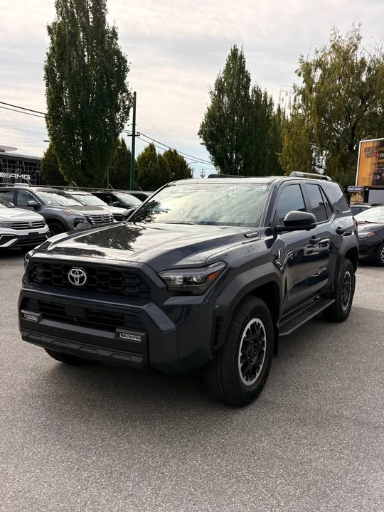 2025 Toyota 4Runner 6th Gen - Image 3 of 9