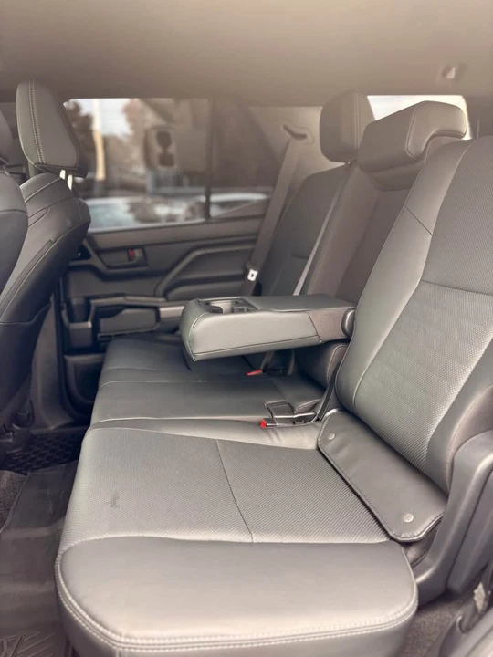 2025 Toyota 4Runner 6th Gen - Image 7 of 9