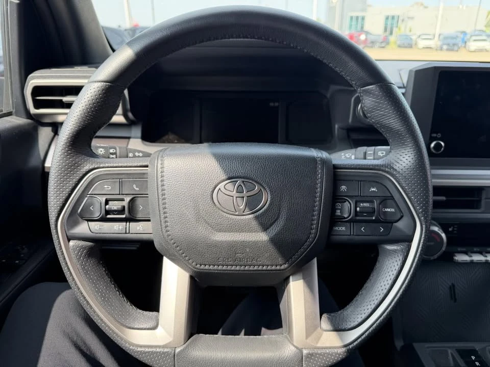 2025 Toyota 4Runner 6th Gen - Image 11 of 13