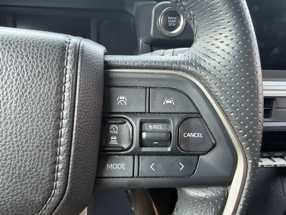 2025 Toyota 4Runner 6th Gen - Image 9 of 13