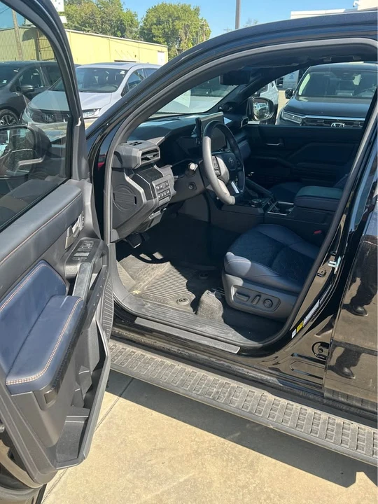 2025 Toyota 4Runner 6th Gen - Image 5 of 5