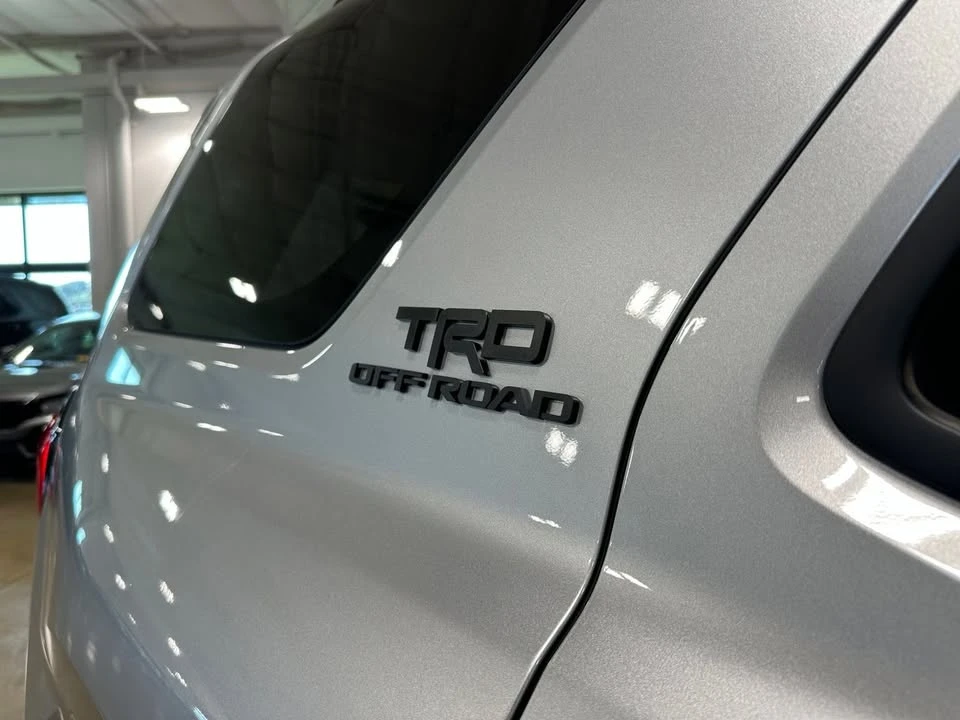 2025 Toyota 4Runner 6th Gen - Image 11 of 20