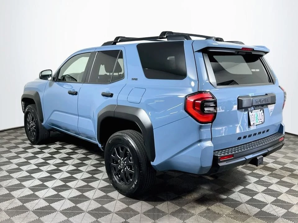 2025 Toyota 4Runner 6th Gen - Image 5 of 19