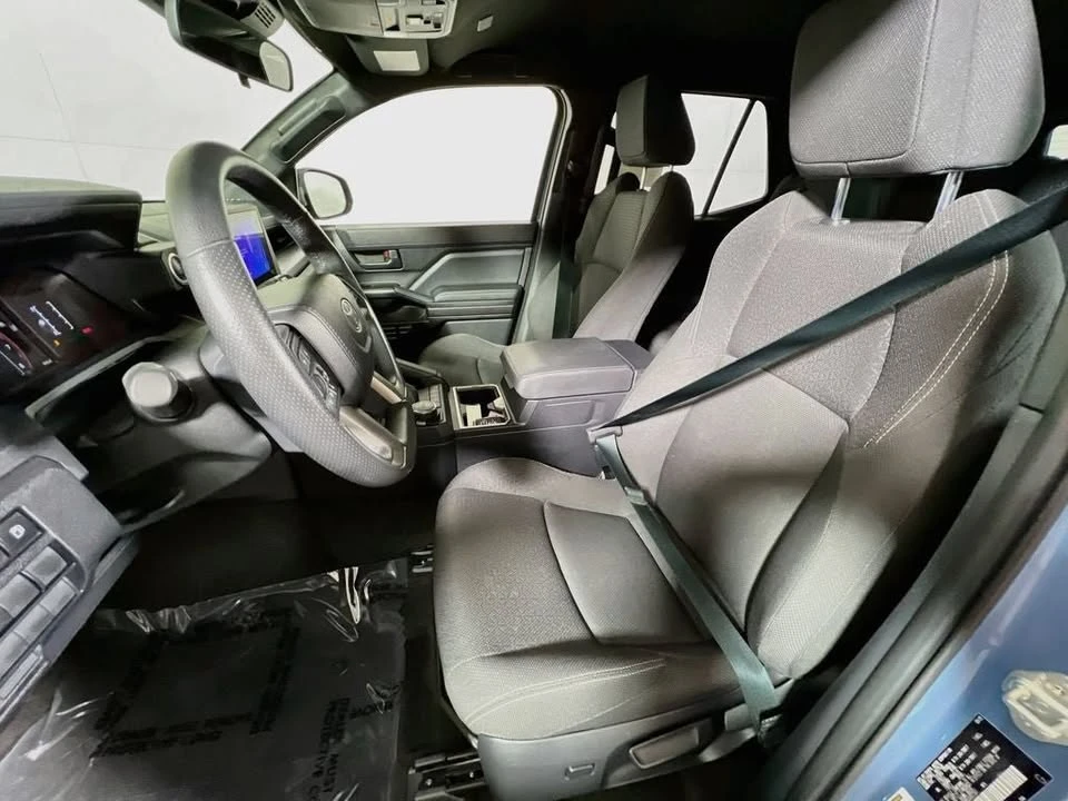 2025 Toyota 4Runner 6th Gen - Image 18 of 19