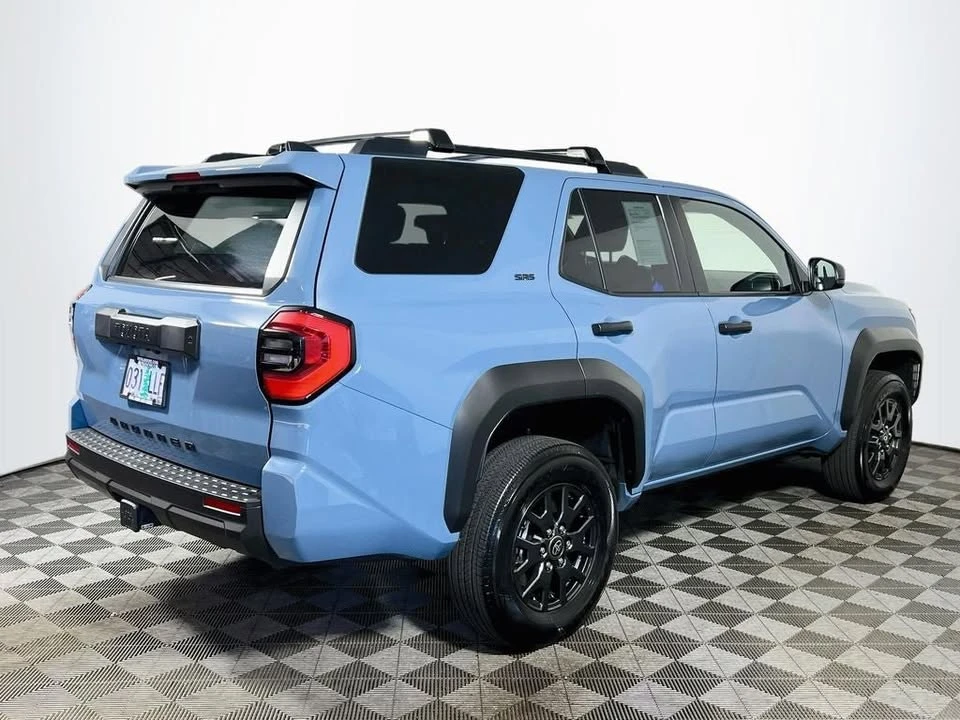 2025 Toyota 4Runner 6th Gen - Image 7 of 19