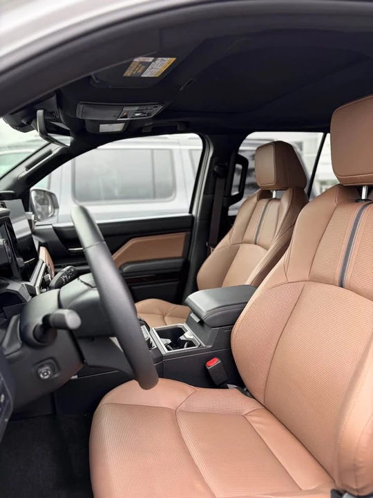 2025 Toyota 4Runner 6th Gen - Image 7 of 13
