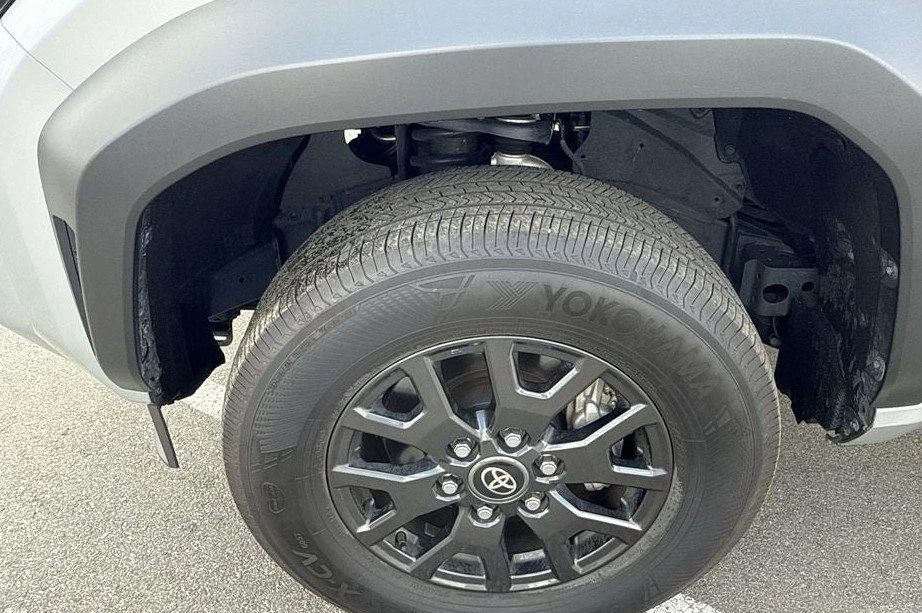 2025 Toyota 4Runner 6th Gen - Image 19 of 20