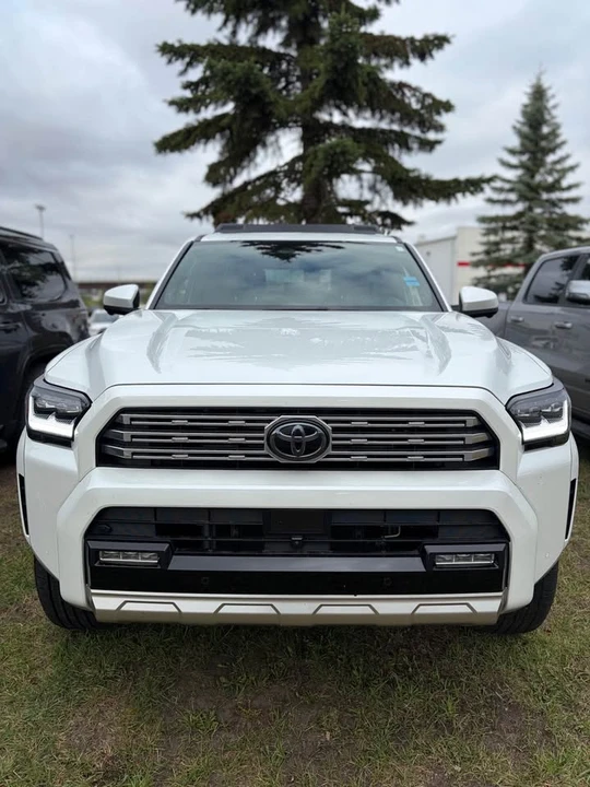 2025 Toyota 4Runner 6th Gen - Image 2 of 13